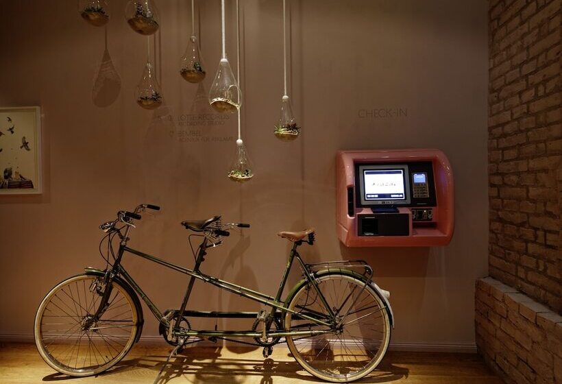 فندق Libertine Lindenberg