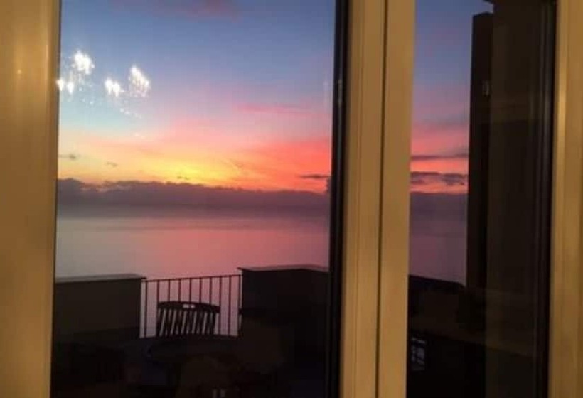 Отель Albergo Luna Di Marzo