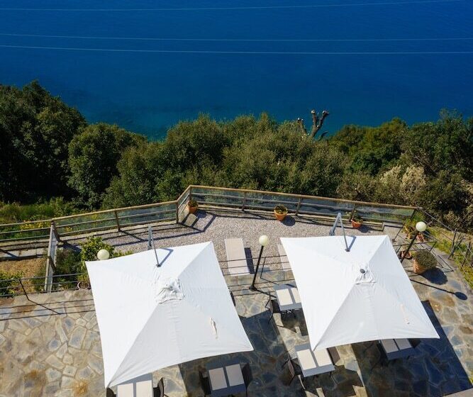 Отель Albergo Luna Di Marzo