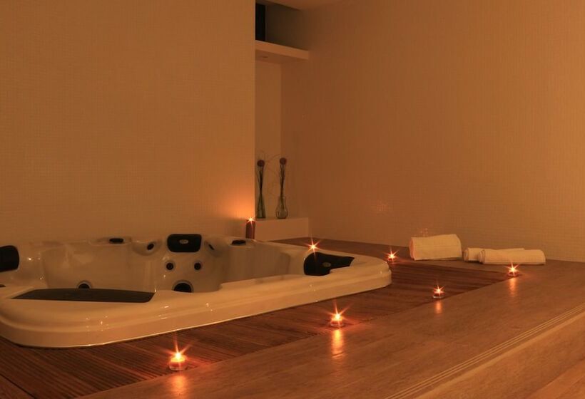 ホテル Monte Lirio