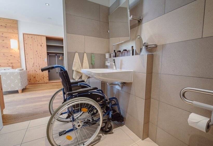 בית מלון כפרי Narzissen Vital Resort Bad Aussee