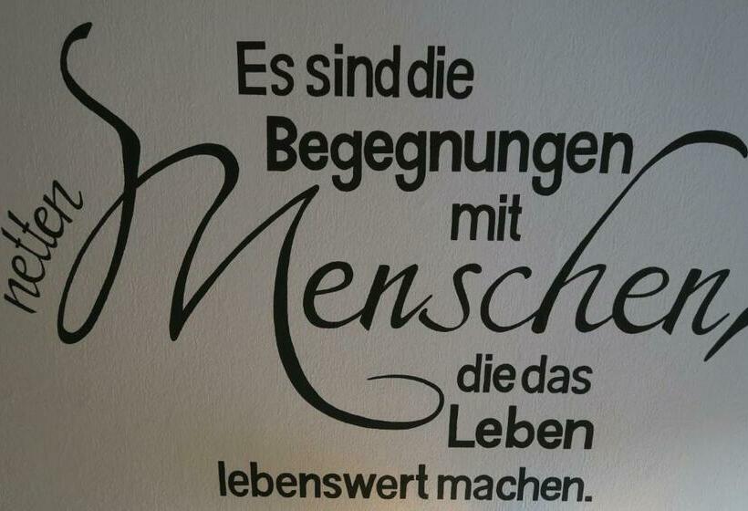 فندق Pension Und Ferienwohnungen Schweinsberg