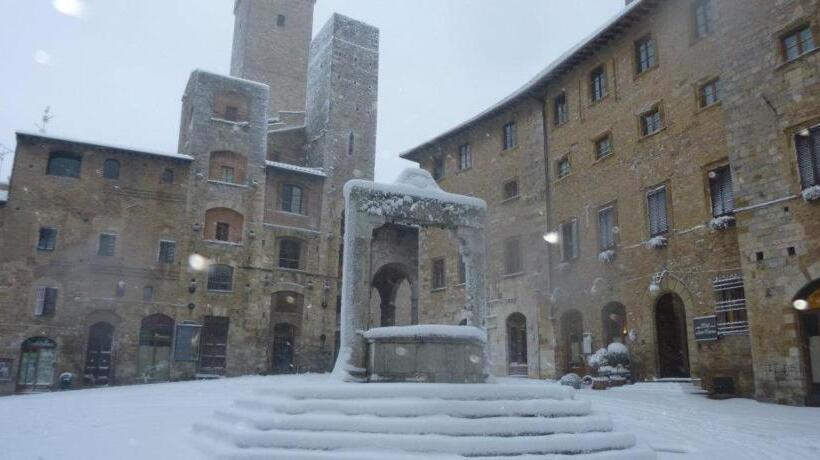 فندق Residenza D'epoca Palazzo Buonaccorsi