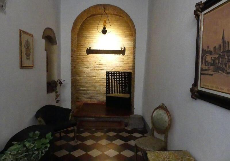 فندق Residenza D'epoca Palazzo Buonaccorsi