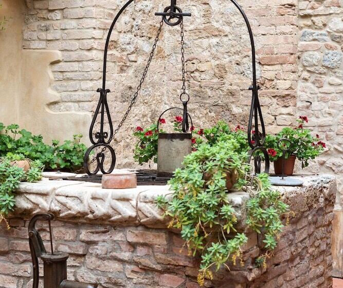 فندق Residenza D'epoca Palazzo Buonaccorsi