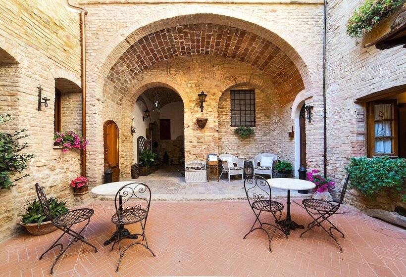 호텔 Residenza D'epoca Palazzo Buonaccorsi