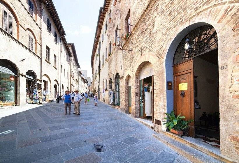 فندق Residenza D'epoca Palazzo Buonaccorsi