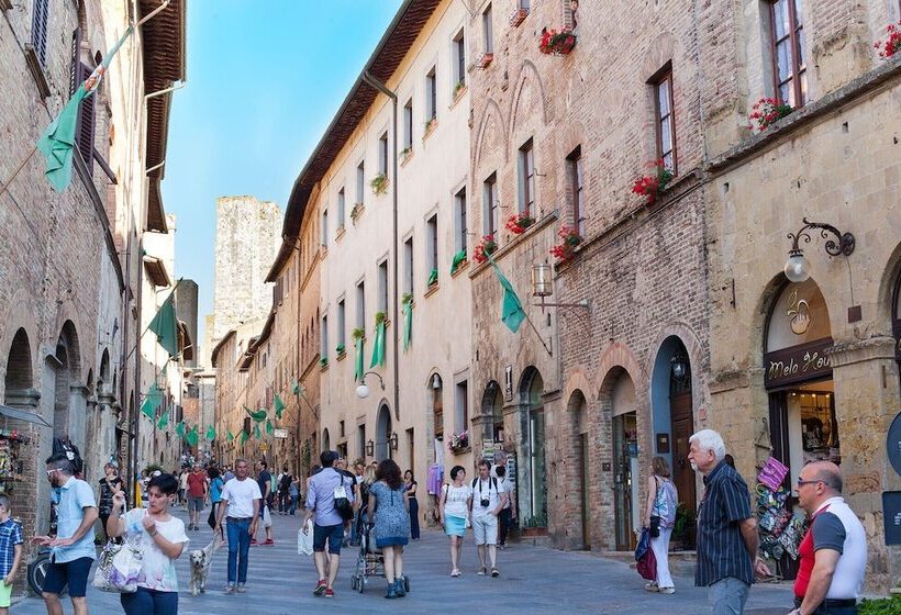 فندق Residenza D'epoca Palazzo Buonaccorsi