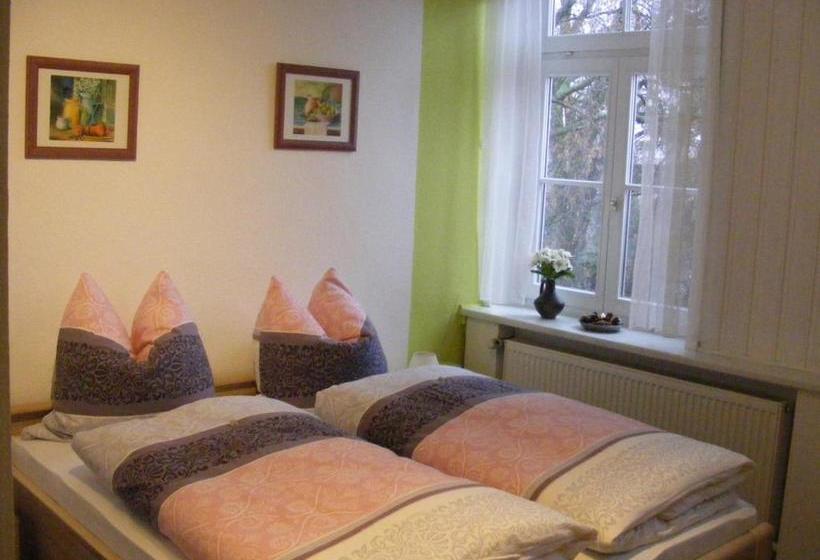 호텔 Berggarten Garni