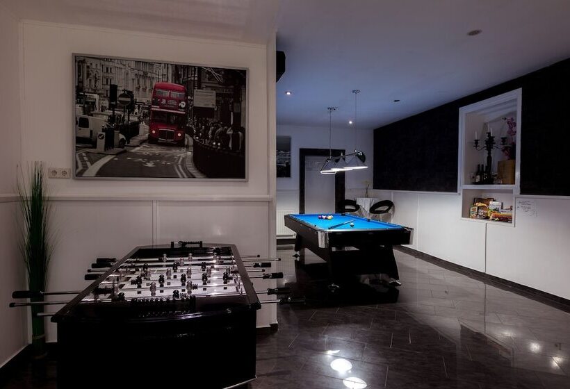 هتل Ruhen, 24 Stunden Check In, Kostenfreie Parkplatze