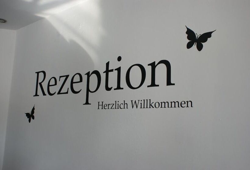 هتل Ruhen, 24 Stunden Check In, Kostenfreie Parkplatze