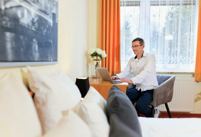 בית מלון כפרי Schönbrunn