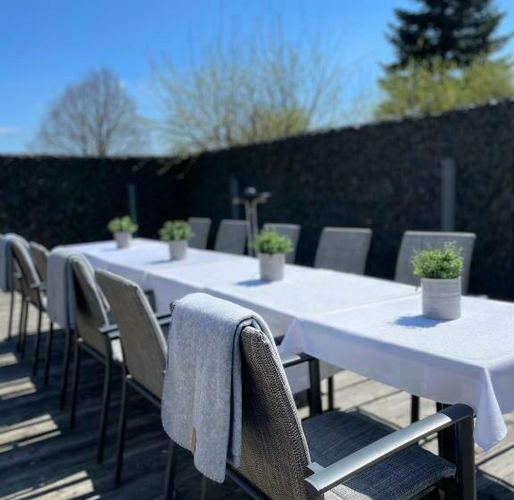 בית מלון כפרי Schönbrunn