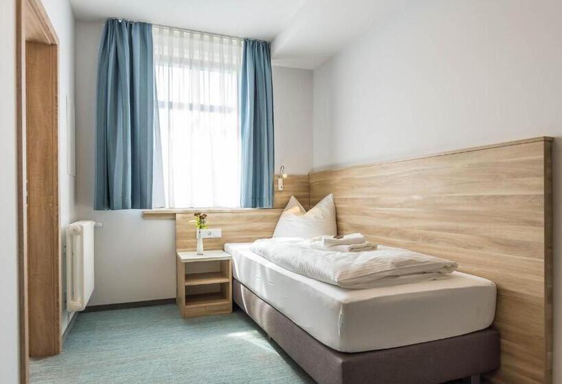 Отель Schumanns Garten