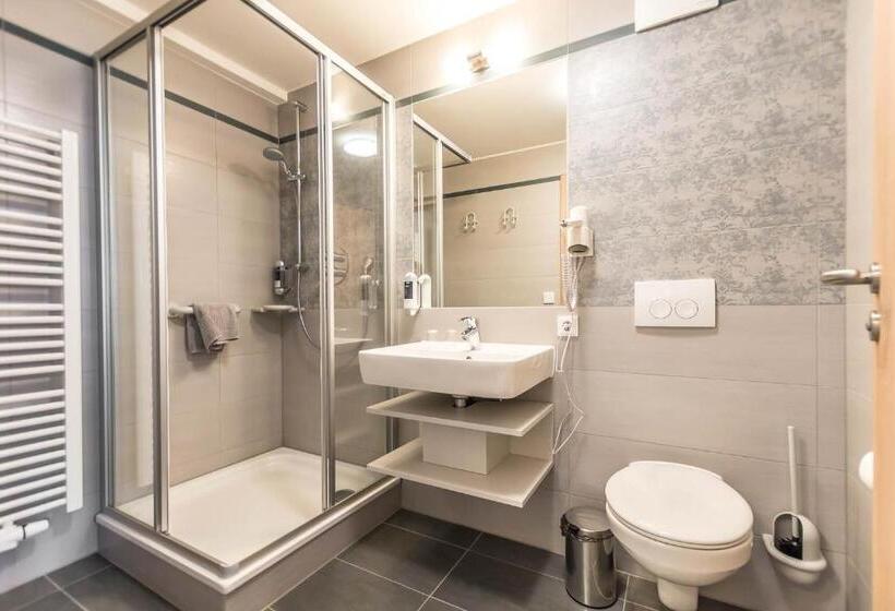 Отель Schumanns Garten