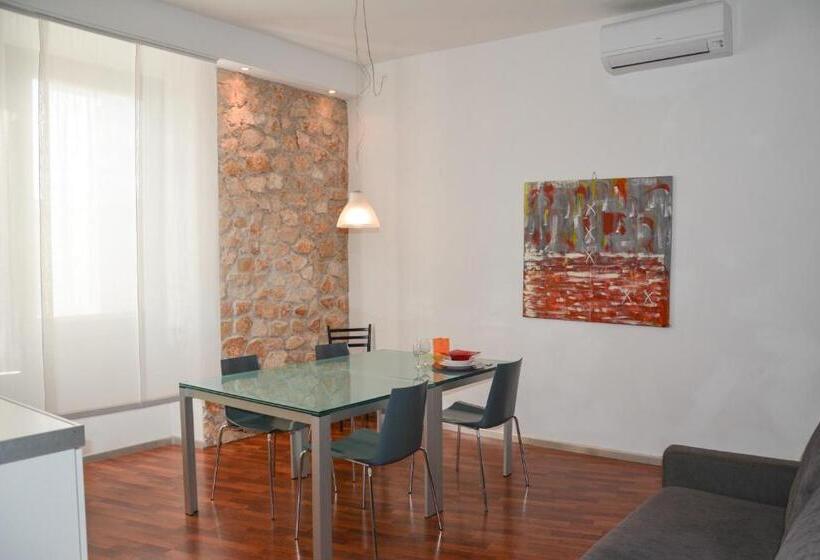 호텔 Sembenini Palace