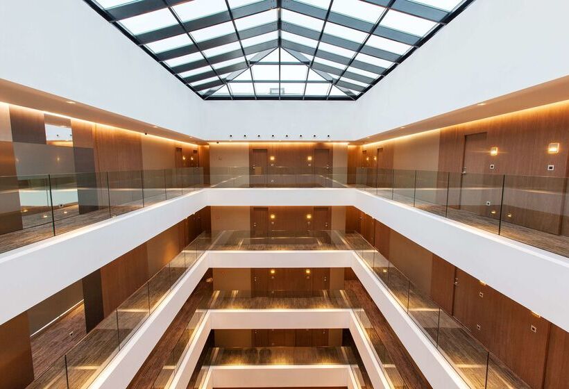 فندق The Oasis By Don Carlos Resort