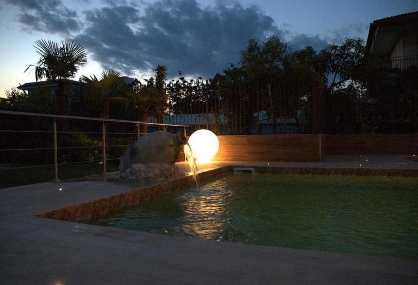 فندق Villa Clementina