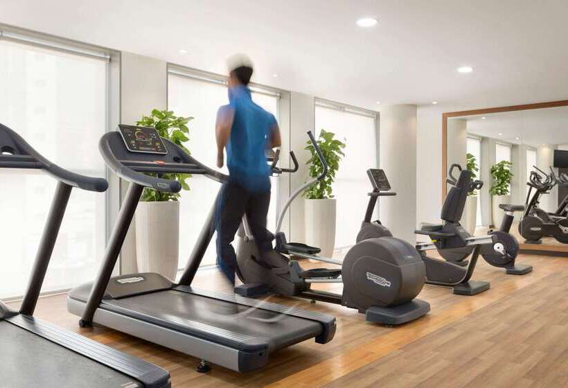 Отель The First Collection Marina