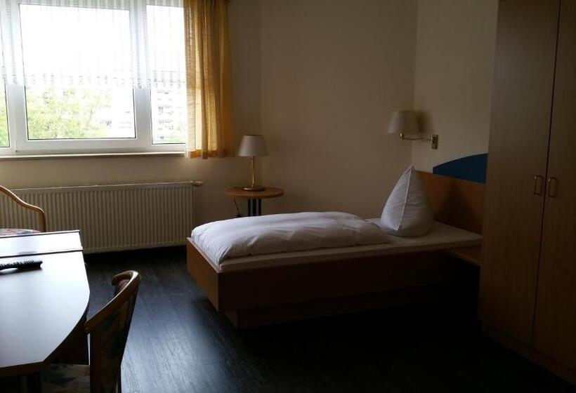 Отель Zum Anger