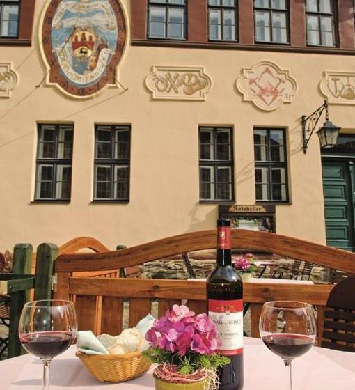 Отель Zum Kanzler