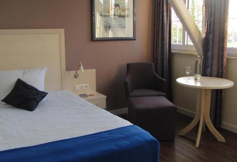 Landhotel Alte Schule   Hotel Garni