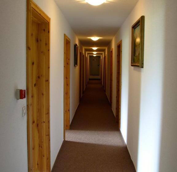 Landhotel Goldener Becher