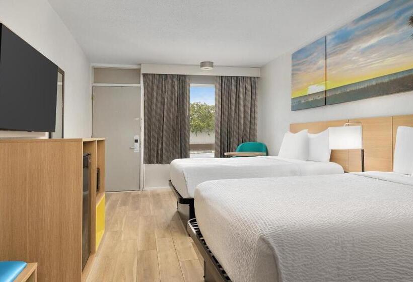 מוטל Days Inn By Wyndham Lake City I75