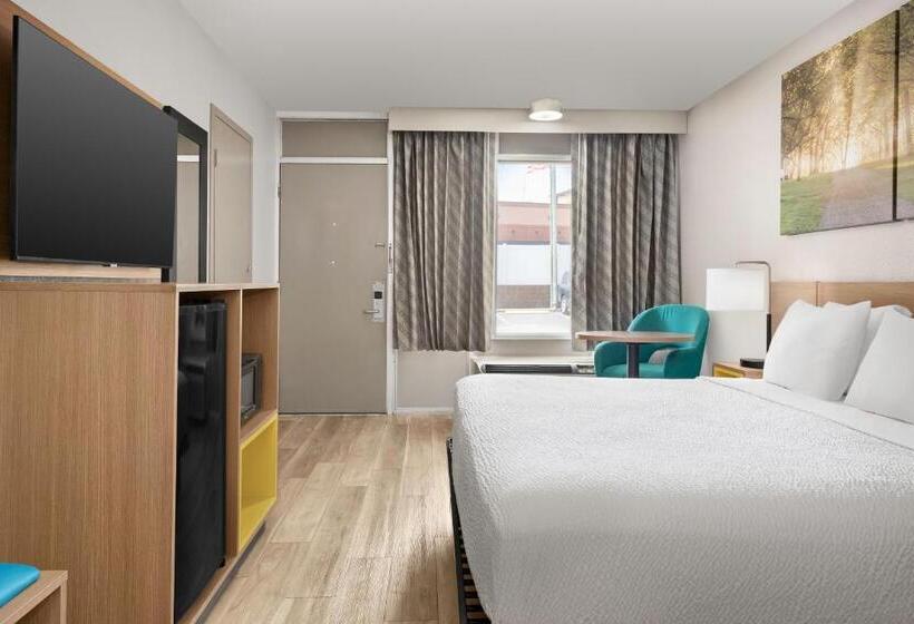 فندق على الطريق Days Inn By Wyndham Lake City I75