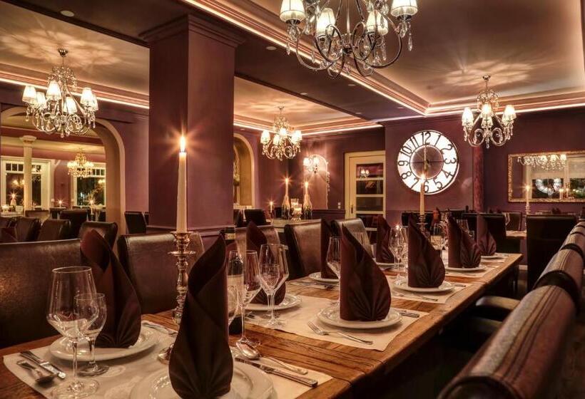 Noel Hotel Restaurant