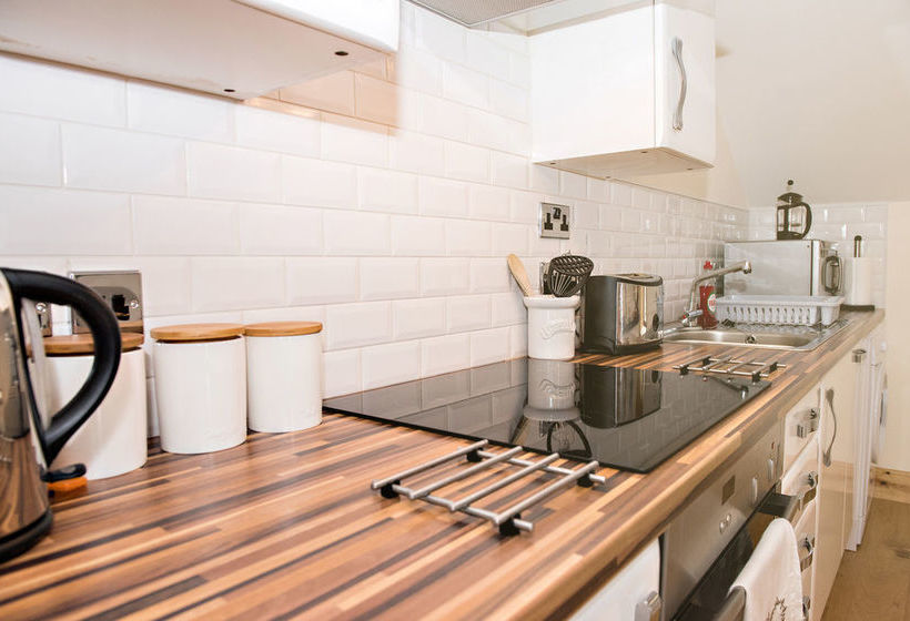 Пансион Fort Charlotte Self Catering