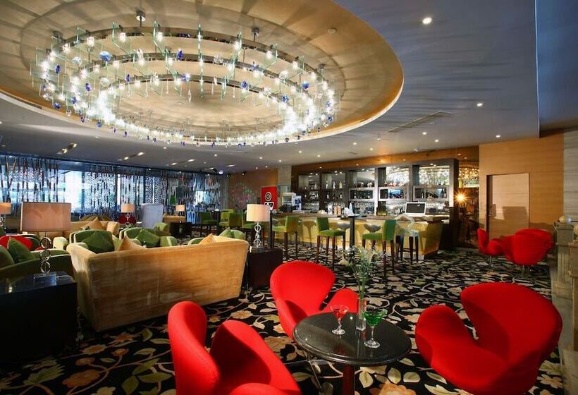 호텔 Eurasia International