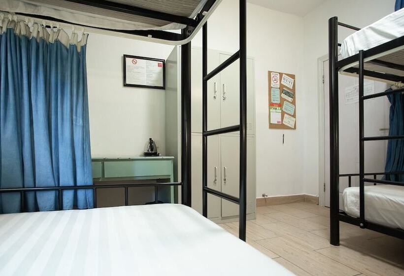 호텔 Guilin This Old Place Intl Youth Hostel