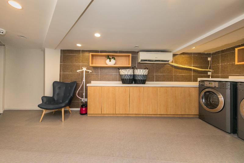 Hotel Hanting Express Shanghai New Jing An Temple