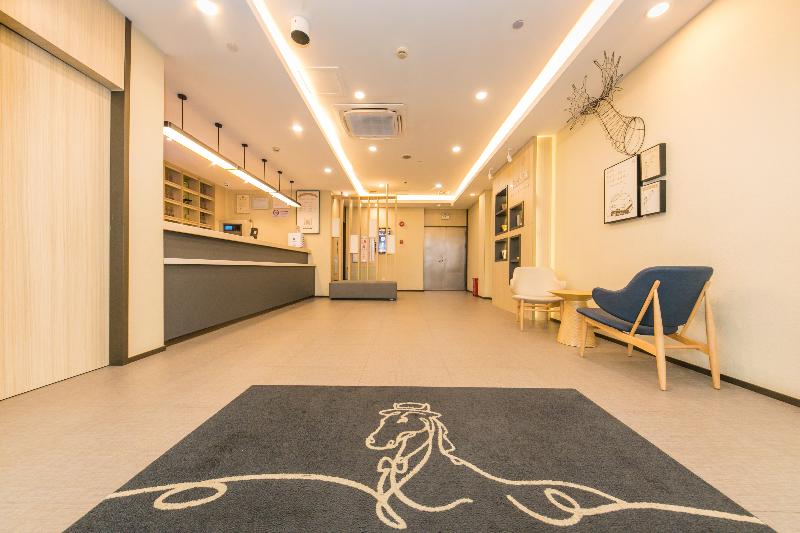 Hotel Hanting Express Shanghai New Jing An Temple