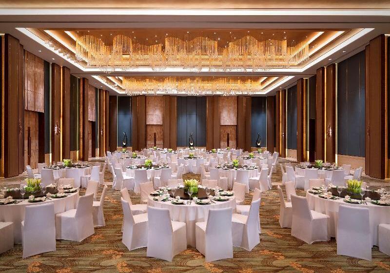 Отель Hyatt Regency Chongming