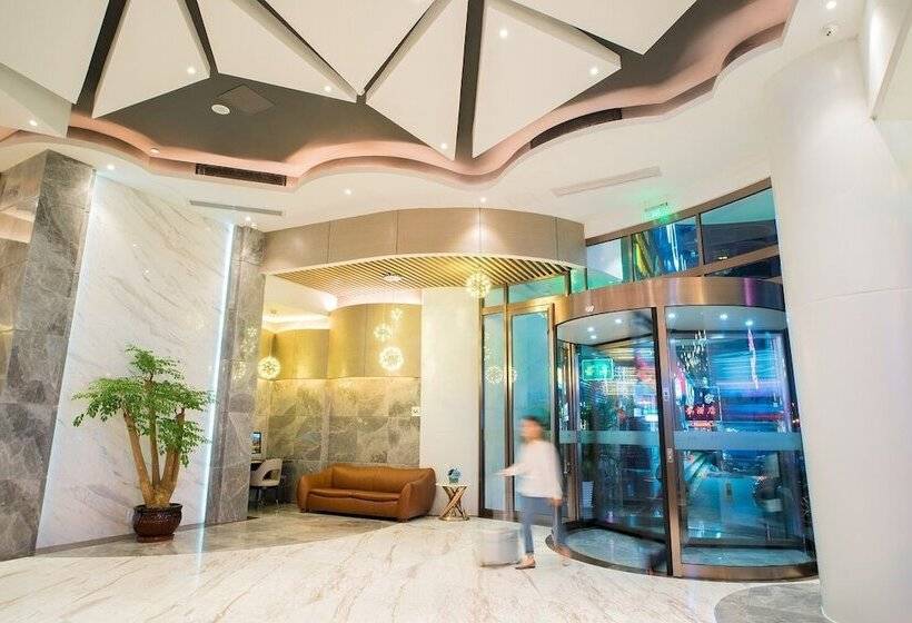 Отель Ibis Styles Dongguan Changan Wanda Plaza