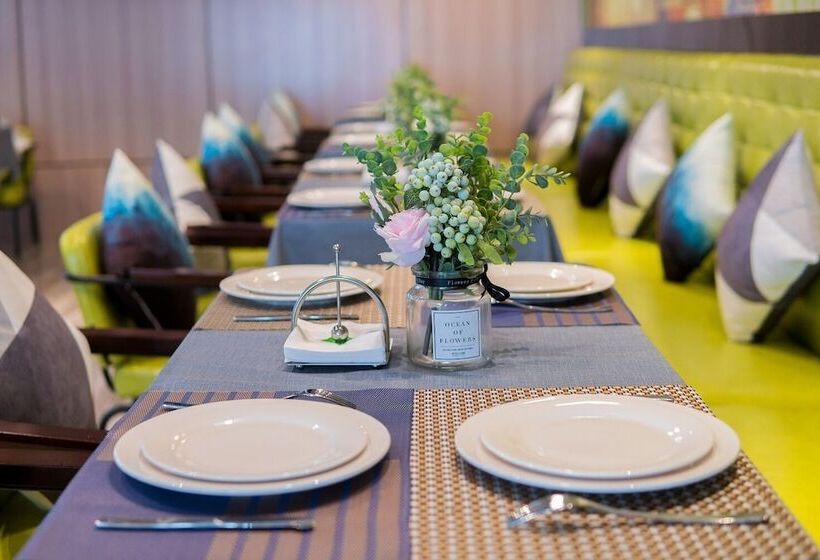 Отель Ibis Styles Dongguan Changan Wanda Plaza