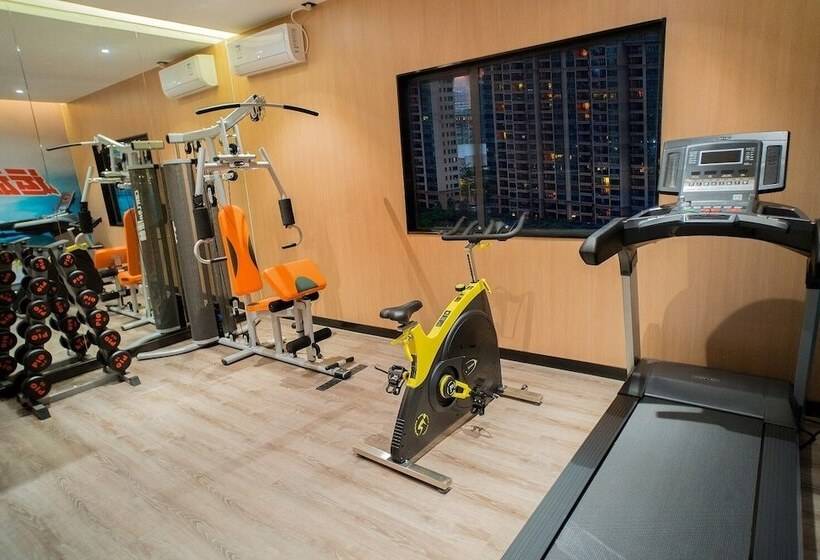 Отель Ibis Styles Dongguan Changan Wanda Plaza