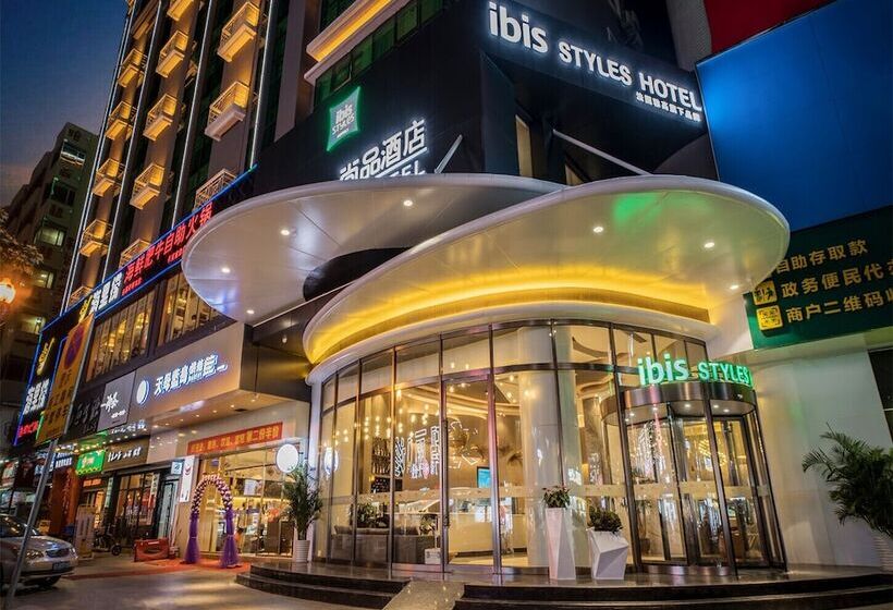 Отель Ibis Styles Dongguan Changan Wanda Plaza