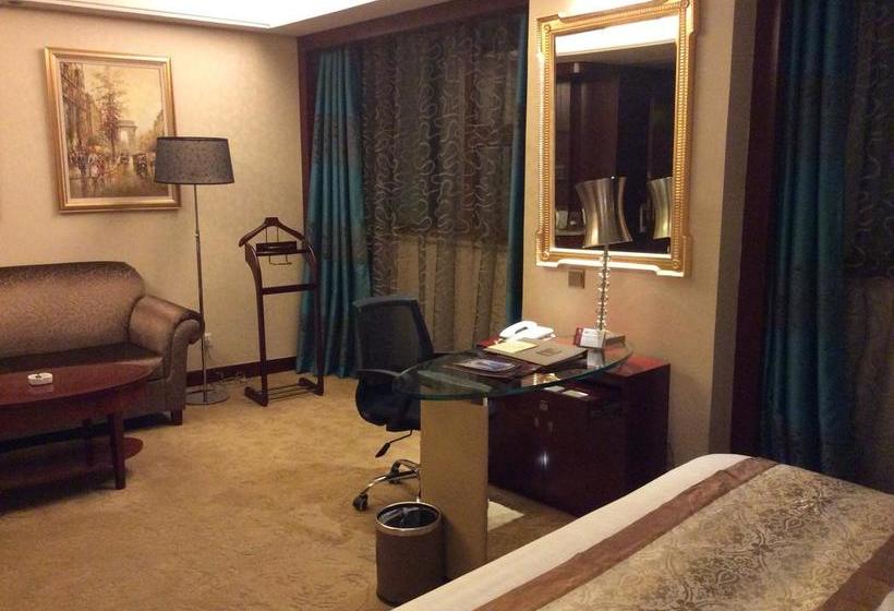 בית מלון כפרי New Paris