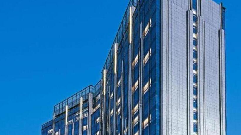 בית מלון כפרי New World Guiyang