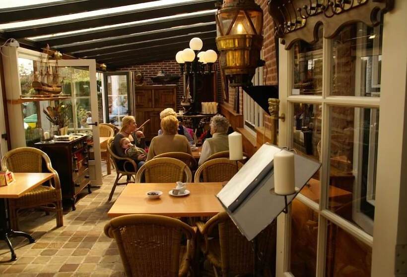 ホテル Restaurant De Boekanier