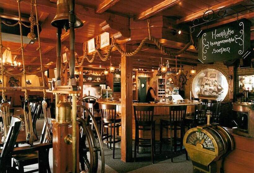 ホテル Restaurant De Boekanier