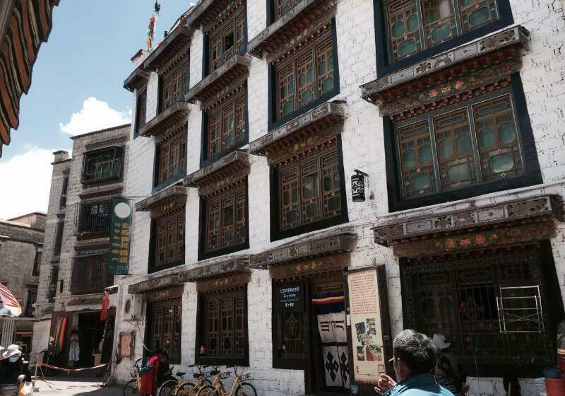 هتل Tashi Choeta Boutique