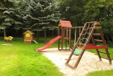 هتل Tierlings Land
