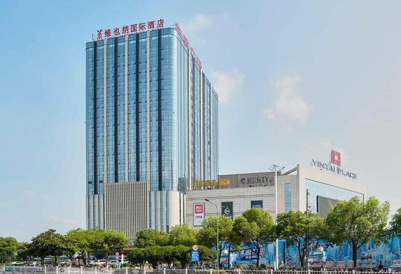 Отель Vienna International