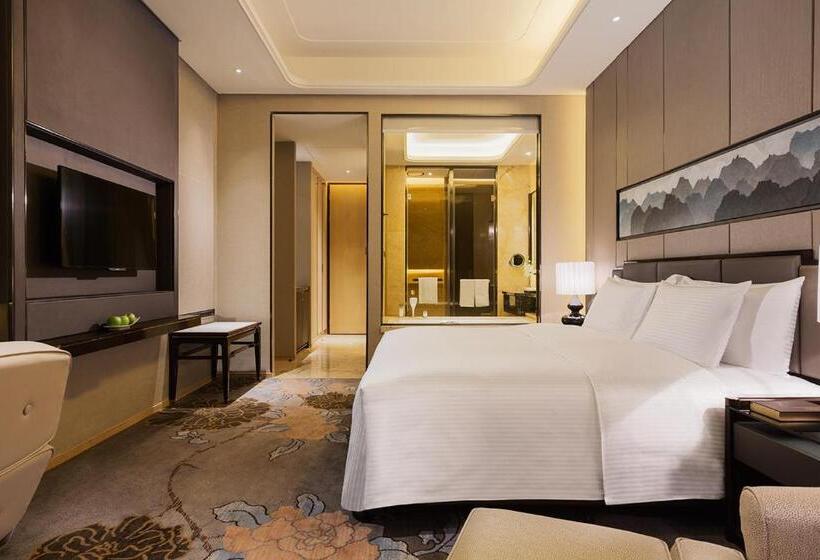 Отель Wanda Realm Longyan