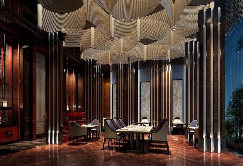 Отель Wanda Realm Longyan