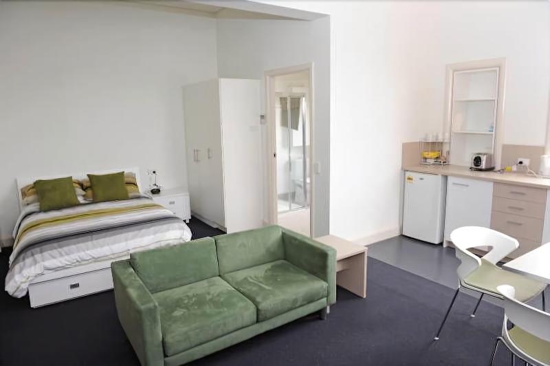 فندق Yarra House Campus Summer Stays